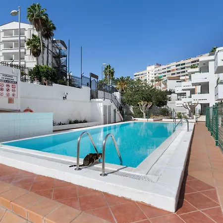 Yumbo Centro Apartment