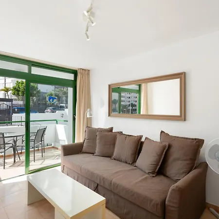 Yumbo Centro Apartment